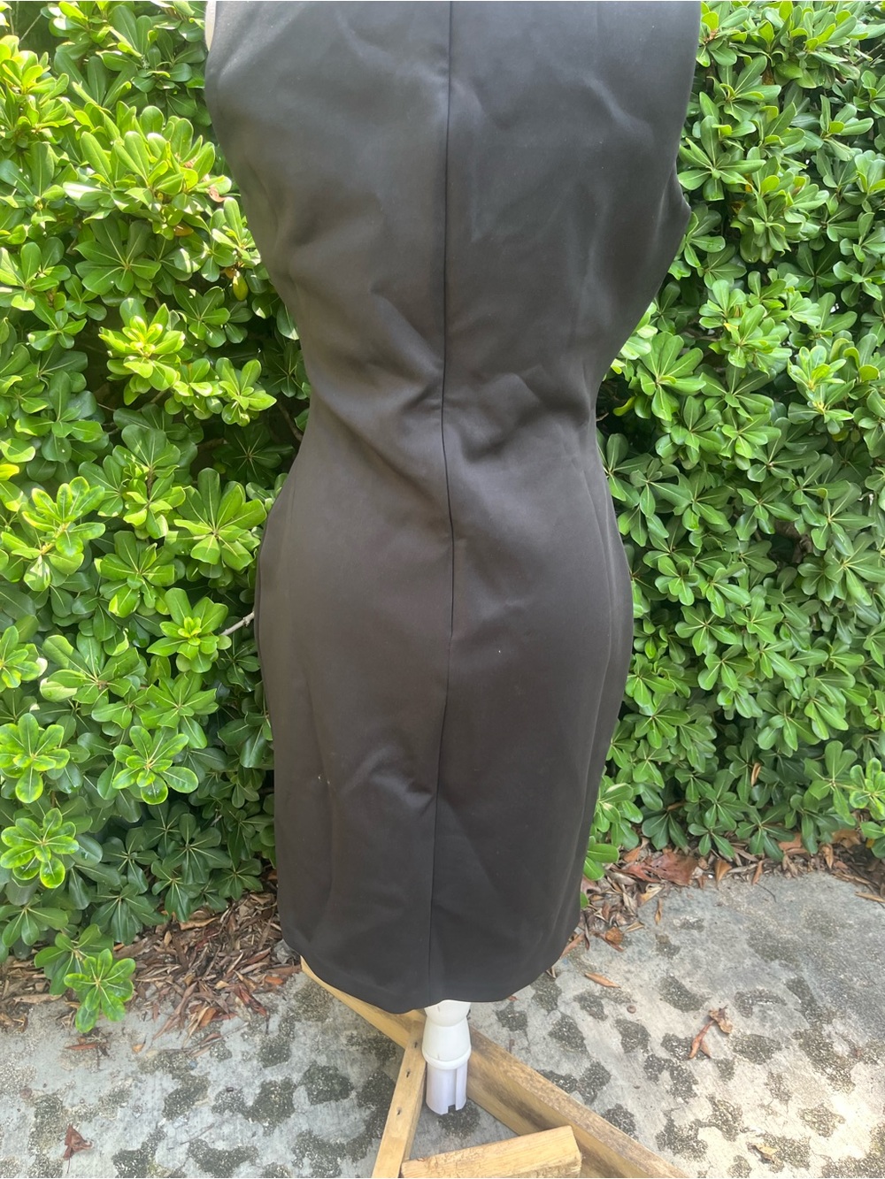 Women’s Calvin Klein Size 10 Black Knee Length Dress - Picture 6 of 8
